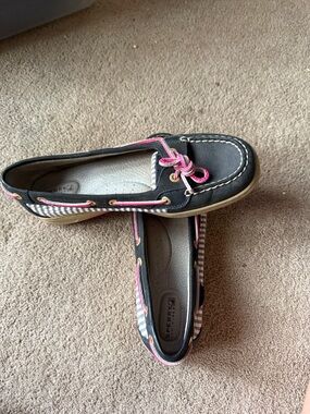 Sperry Navy with Pink Trim Women's Boat Loafers